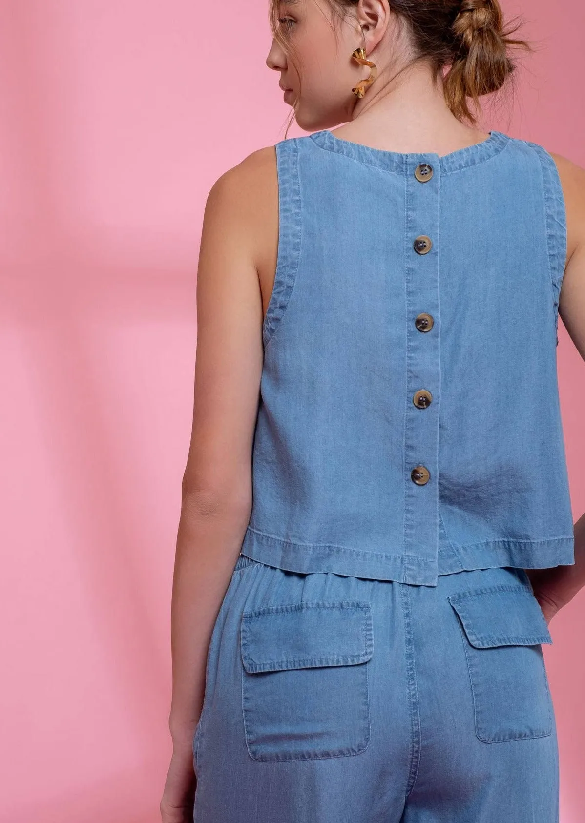 Button up Back Sleeveless Chambray Top