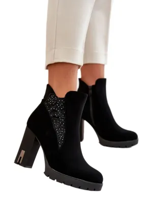 TEEK - Black Accented Detail Heeled Boots